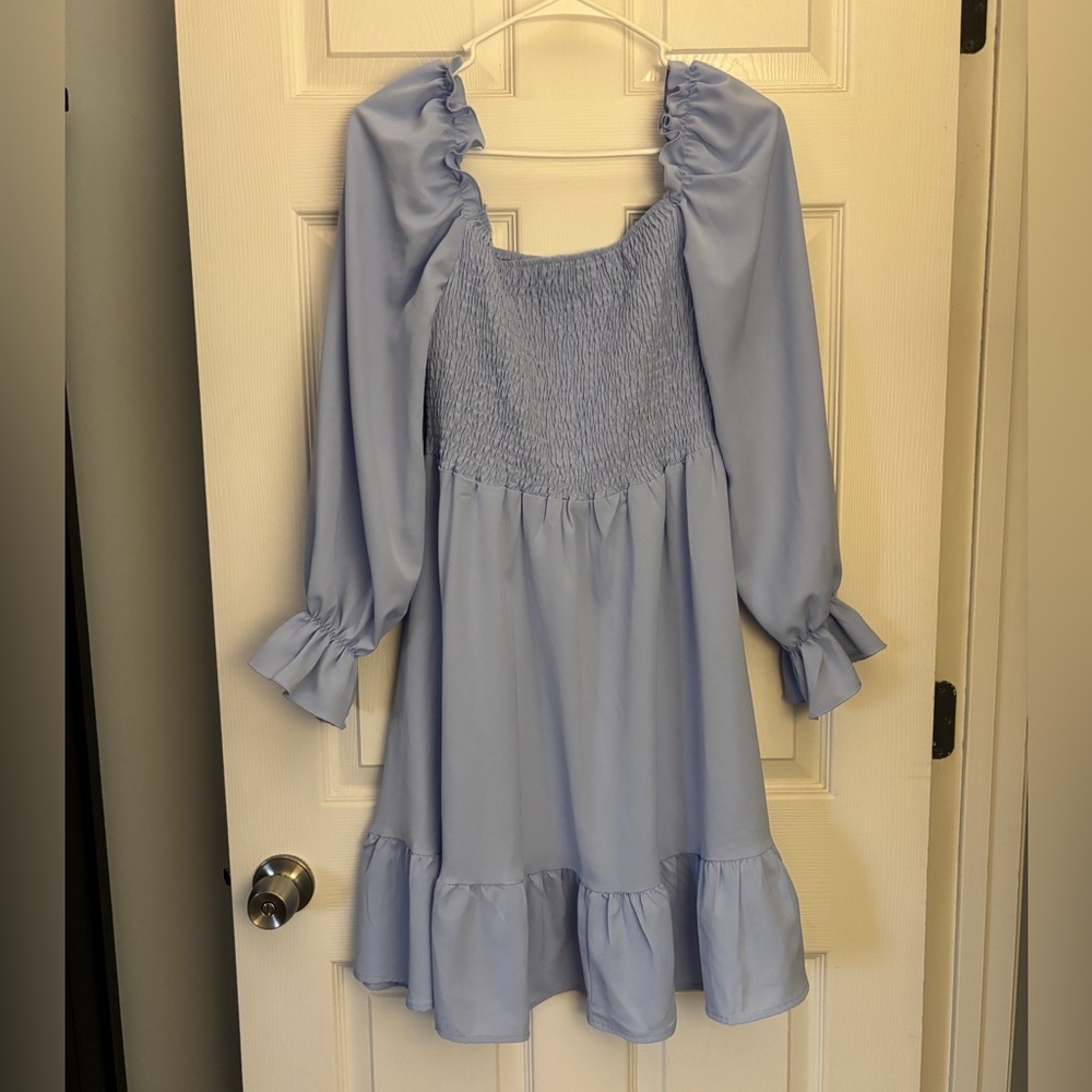 Elegant Light Blue Dress with Ruffled Sleeves